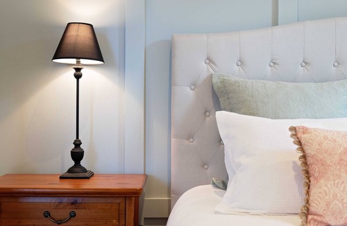 Crafers Apartment | Adelaide Hills Accommodation in the heart of it all.