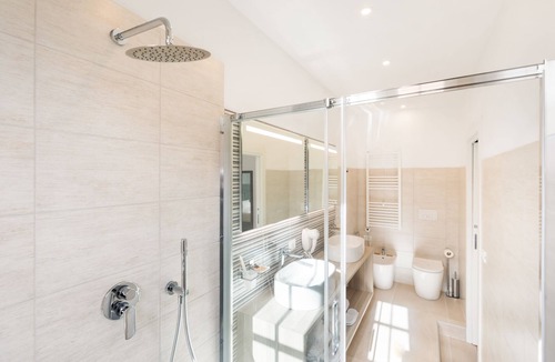 Nomentano Bed & Breakfast | Adelante Rooms