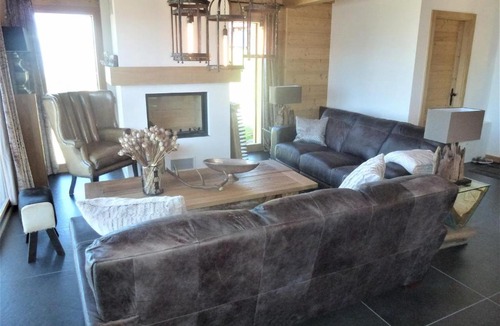 Nendaz Ski Chalet | Adele SKI IN & SKI OUT chalet 10 pers