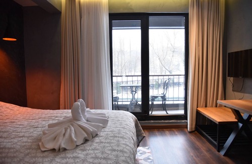 Cekmekoy Hotel | Adess Otel