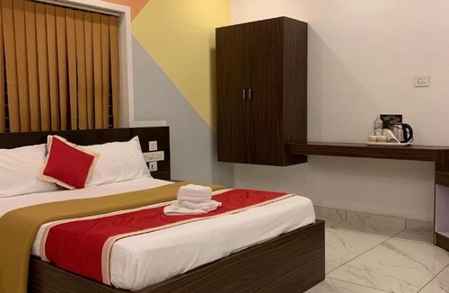 Guruvayur Hotel | Adi Deva Inn