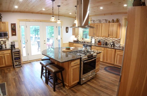 Town of Webb House | Adirondack 6 BR/4B Waterfront w/Tennis Court, Sand VB Court & Dock/Boat House