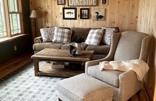 Skylark Beach Cabin | Adirondack Cabin