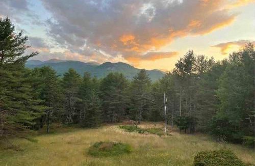 Elizabethtown House | Adirondack Mountain View Retreat
