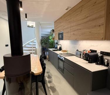 Ciudad Universitaria House | Adiva A Zapataría