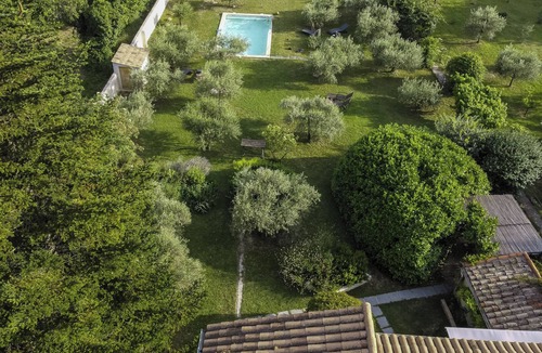 Nyons Apartment | Adjoining apartment country house with superb views south.