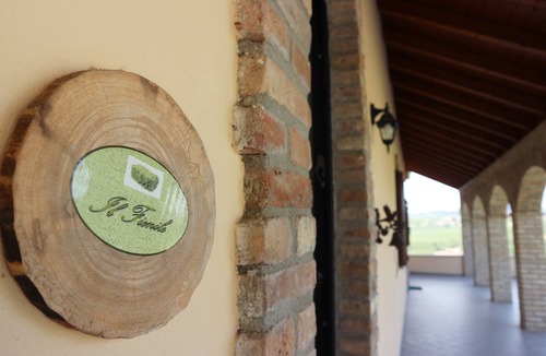 Canelli Apartment | Adjoining communicating apartments in late 19th century farmhouse