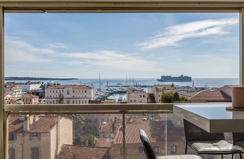 Cannes City Centre Apartment | Admire Panoramic Ocean Views Thru Walls of Windows
