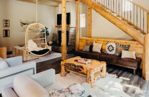 Blue River House | Adobe-Style Retreat - Game Room - 8 Mins to Breck