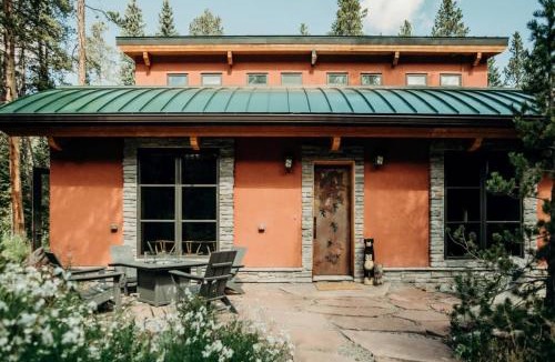 Blue River House | Adobe-Style Retreat - Game Room - 8 Mins to Breck
