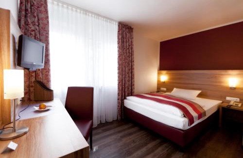 Nippes Bed & Breakfast | Adolphs Hotel