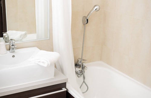 Gap Hotel | Adonis Gapotel