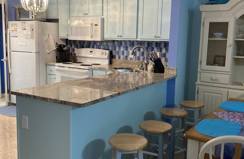 Rehoboth Beach House | Adorable 3 bedroom 2.5 Escape - bike to beach