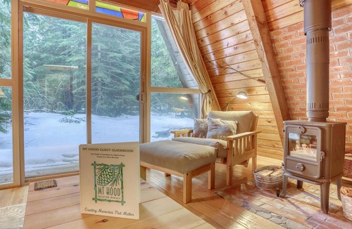 Rhododendron Cabin | Adorable A-Frame of Mind Retreat for quiet romantic getaways