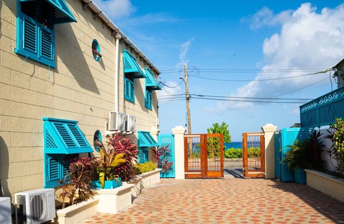 Douglas Apartment | Adorable beachside 1-bedroom apartment