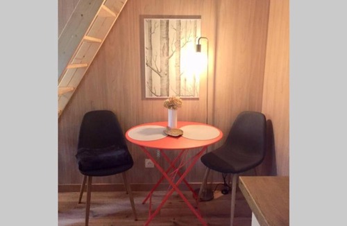 Saint-Junien House | Adorable Cabane dans un espace boisé