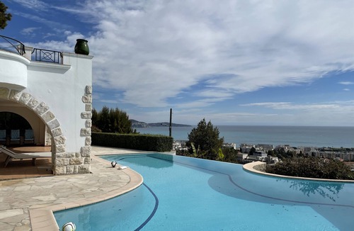 Nice Cottage | Adorable cottage with pool and Ocean view