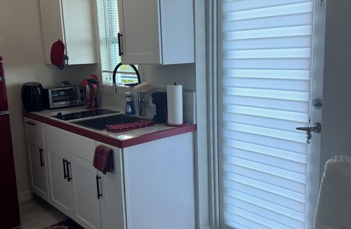 Estate Misgunst Apartment | Adorable Efficiency Apt. with AC in beautiful St Thomas with spectacular views.