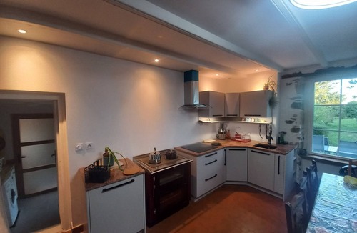 Lantic Cottage | Adorable gîte, 3 kms from Binic & beaches, equipped kitchen, 4 bedrooms 8 beds, garden