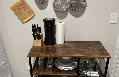 Lilburn Apartment | Adorable private studio in quiet neighborhood