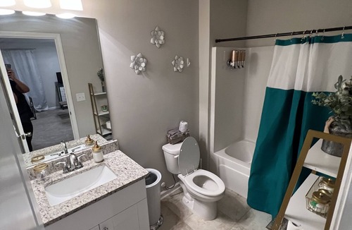 Lilburn Apartment | Adorable private studio in quiet neighborhood