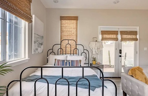 Rancho Penasquitos Apartment | Adorable studio with easy parking on the street.