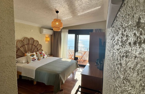 Marmara Hotel | Ados Otel