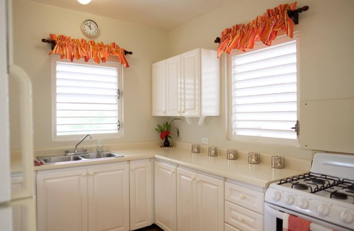 Silver Sands Villa | Adrift- 3BR Beachfront Villa w/Staff