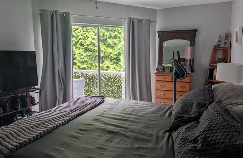 Coquitlam Apartment | Adult-oriented (55+) 2-bedroom 30 minutes from Skytrain to Vancouver