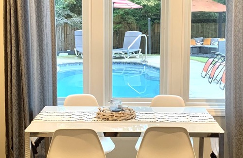 Augusta Cottage | Adult Retreat
