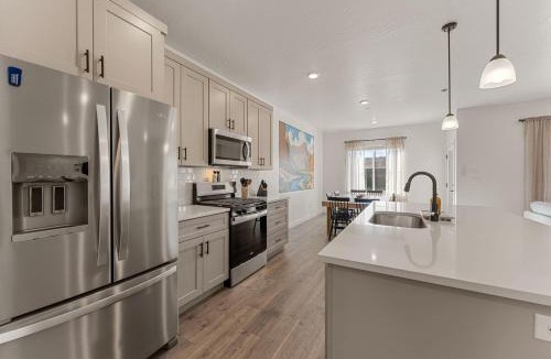 St. George House | Adventure Basecamp townhouse