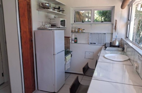 Cape Town Apartment | AdventureCapeTown offers Private Room with Pool Access
