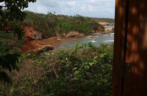 Calibishie Villa | ADVENTUROUS, SECLUDED VILLA WITH STUNNING VIEWS