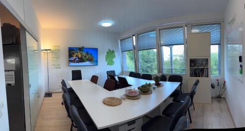 Trudering-Riem Hostel | AECOspires CoWorkStel