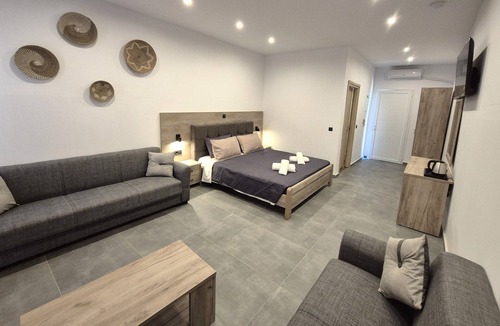 Tingaki Hotel | Aegean Pearl