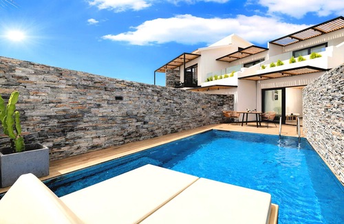 Istron Apartment | Aelia Maisonette Private Pool