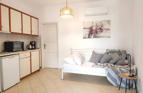 Akrotiri Apartment | Aelia Suites, Akrotiri, Santorini - Aegean Suite, Caldera Sea View