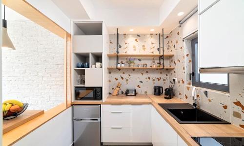 Istron Apartment | Aelia Suites