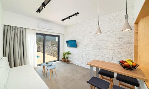 Istron Apartment | Aelia Suites