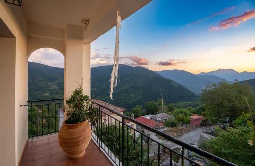 Karpenisi Villa | Aelion Escape