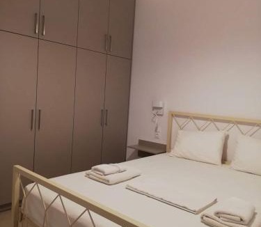 Karystos Apartment | Aeolia Villas