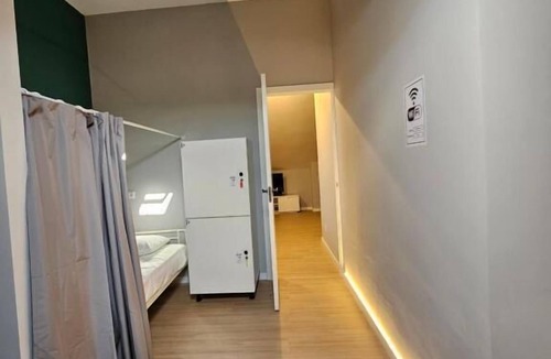 Maia Hotel | Aerostay Hostel