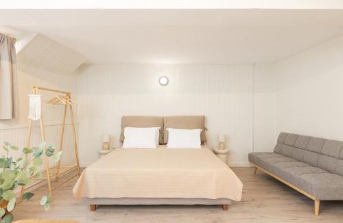 Pythagorio Apartment | Aesop Homes