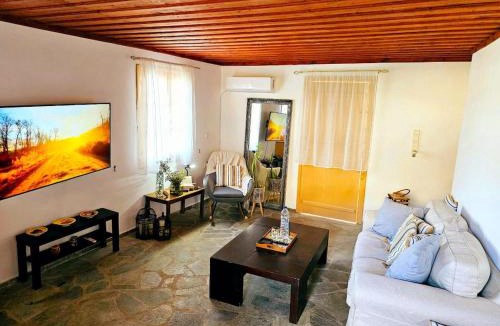 Finiki House | Aether Beach House