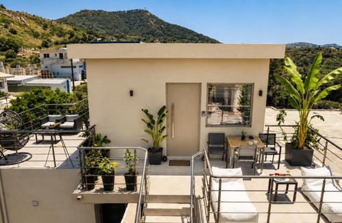 Kremasti Apartment | 'Aetheria' Rooftop Resort with sea view