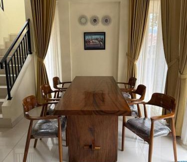 Sukaraja House | AFA House Sentul City
