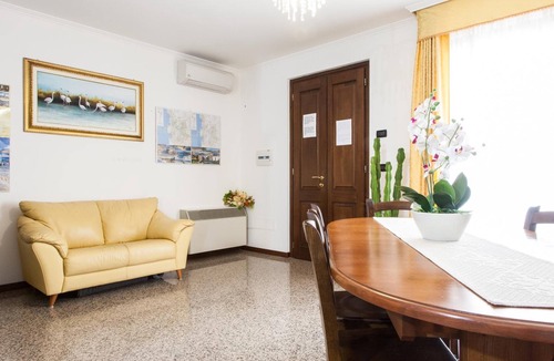 Torre Grande House | Affittacamere Acquamarina