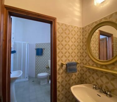 Mologno House | Affittacamere