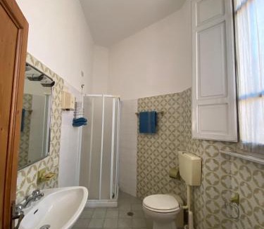 Mologno House | Affittacamere