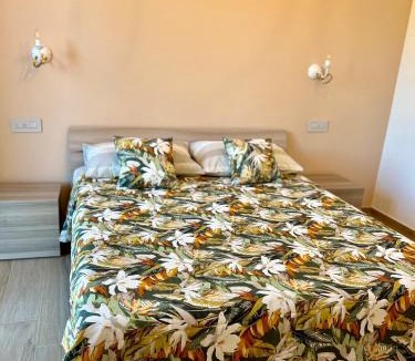 Arona House | Affittacamere La Quiete